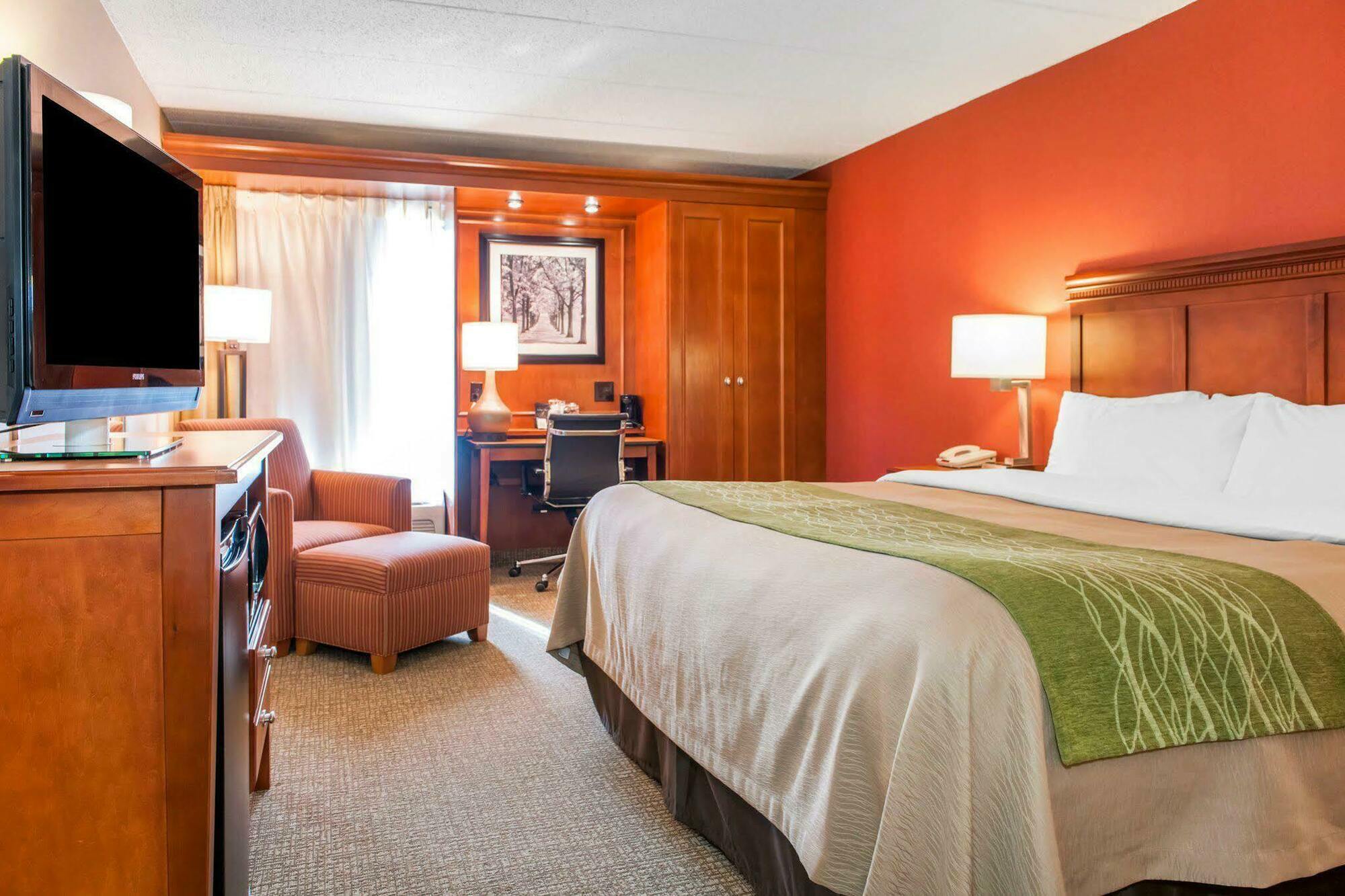 Comfort Inn Oxford - University Area Zewnętrze zdjęcie